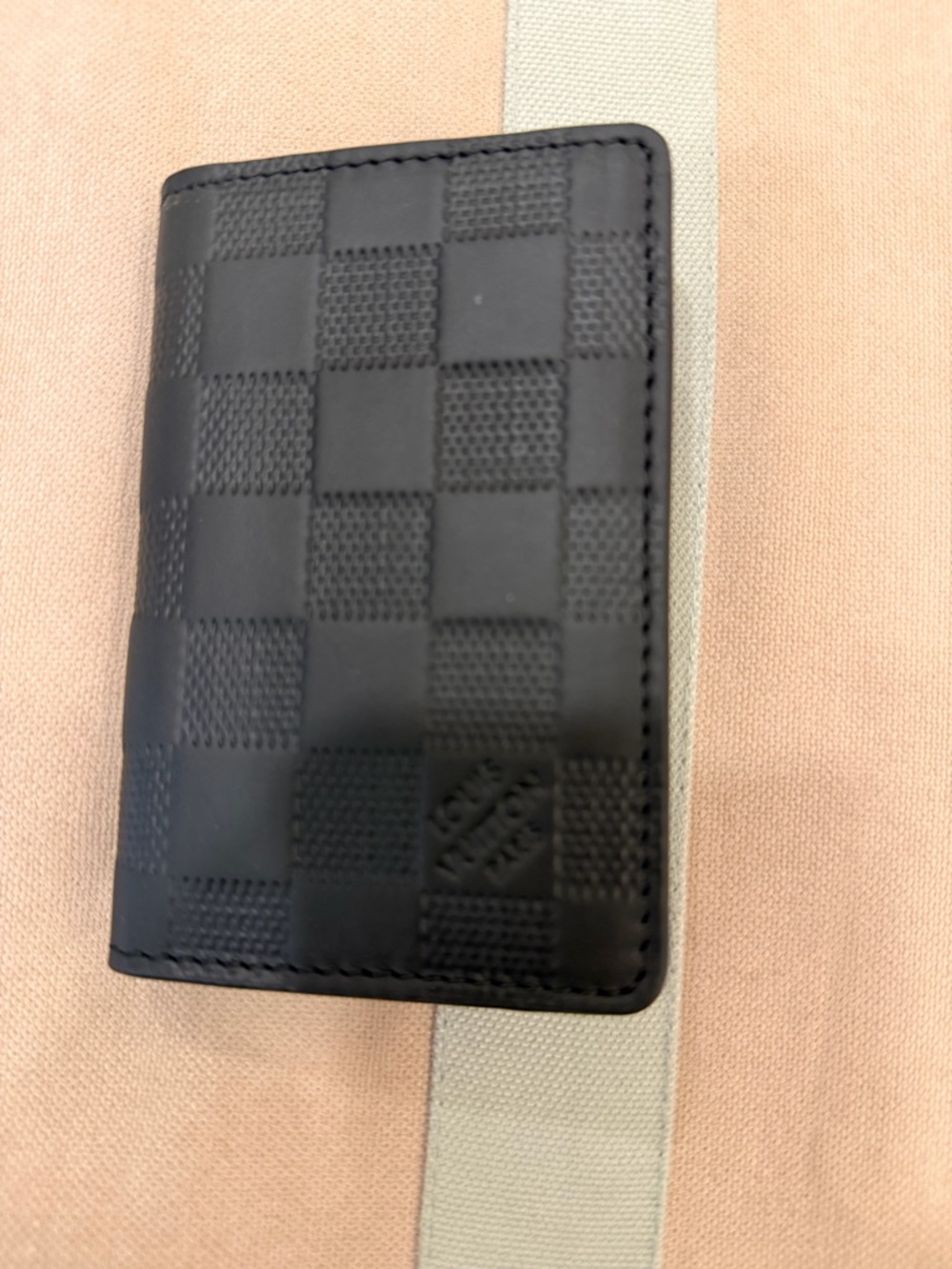 Louis Vuitton Black Damier Graphite Card Case - Picture 5 of 5